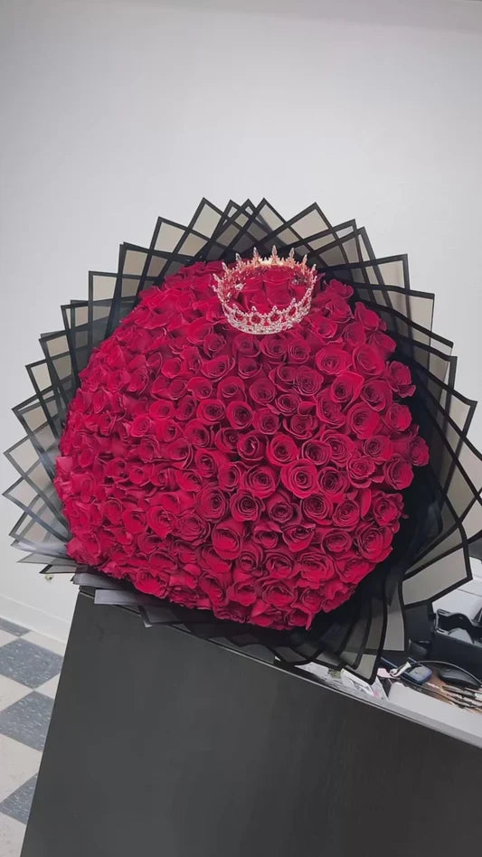 200 Red Roses on Black Transparent Wrapping